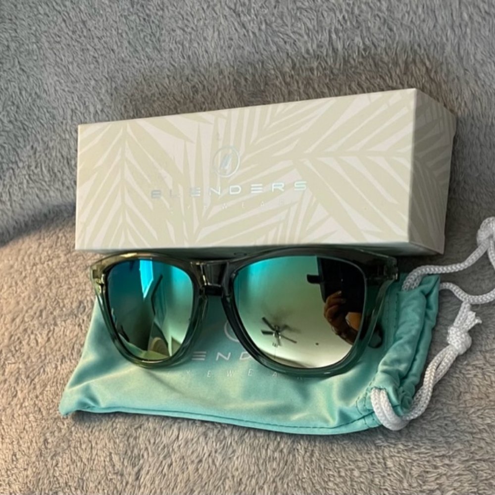 ! SOLD ! Blenders  Sunglasses